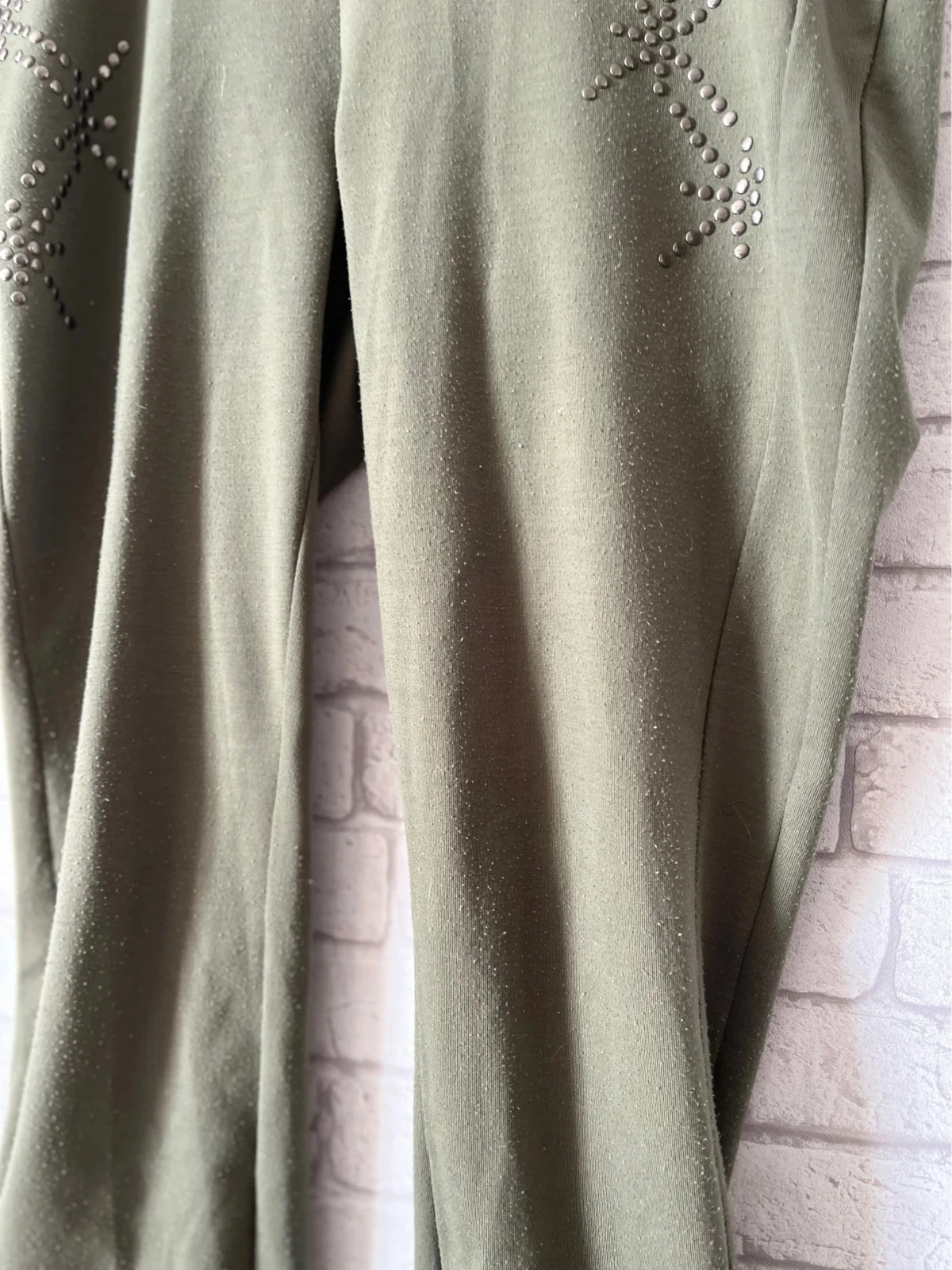 Pantalon kaki décoré – Taille 42 – In Extenso – photo 2